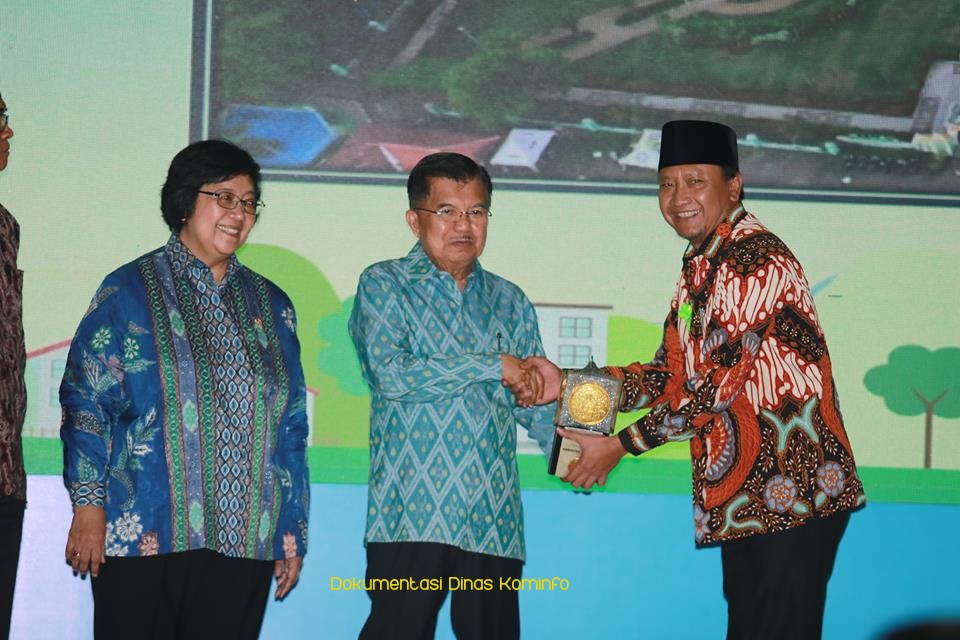 Gambar berita