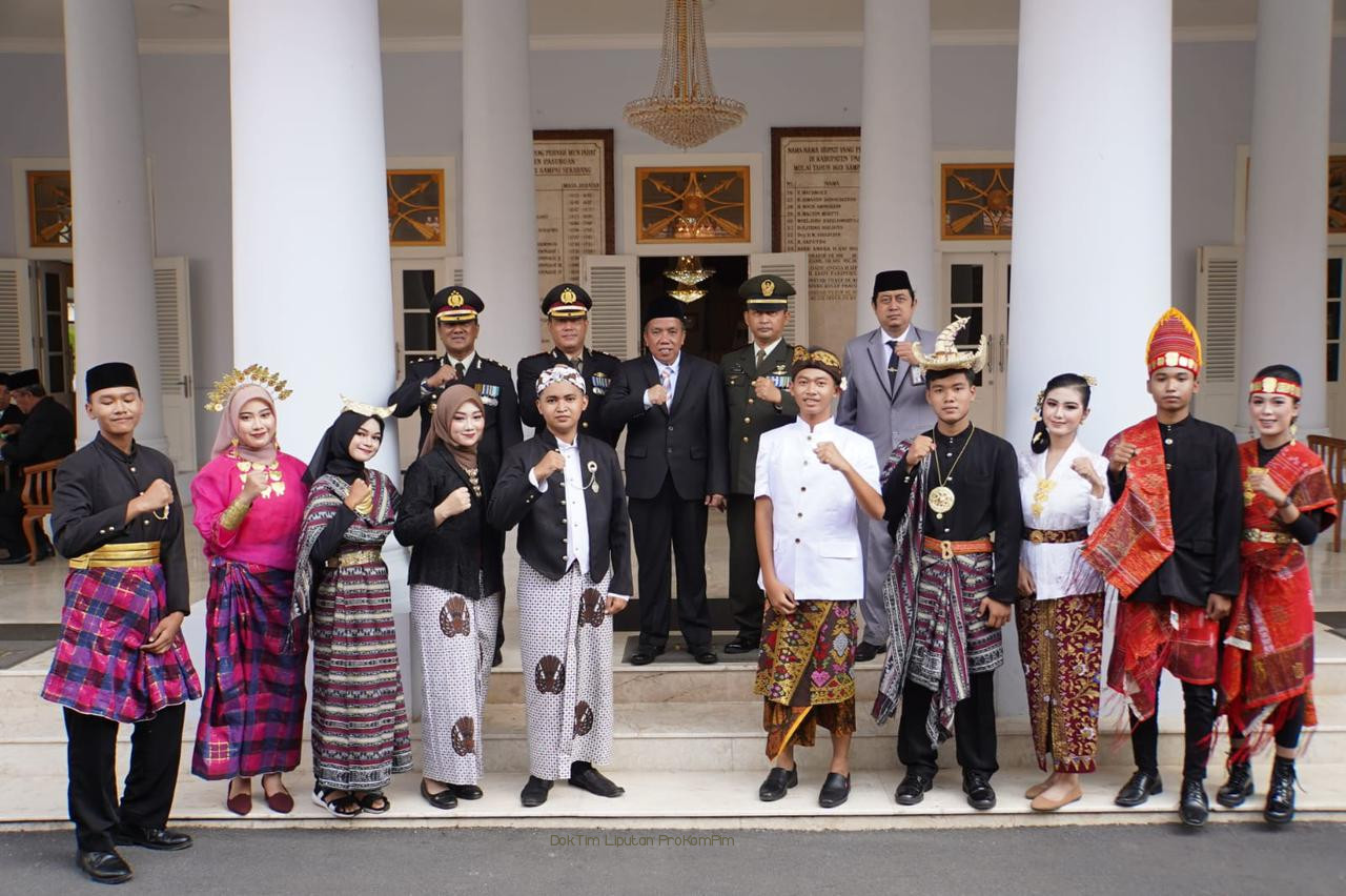 Gambar berita