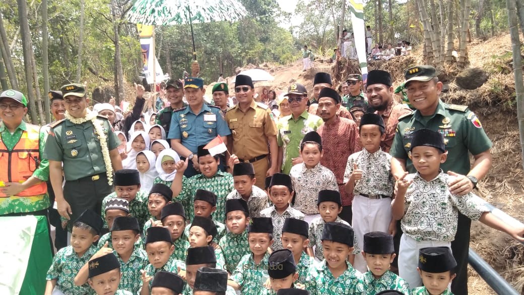 Gambar berita