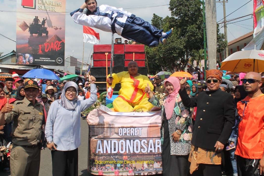 Hasil Bumi Melimpah, Warga Nongkojajar Kembali Gelar Grebek Memetri