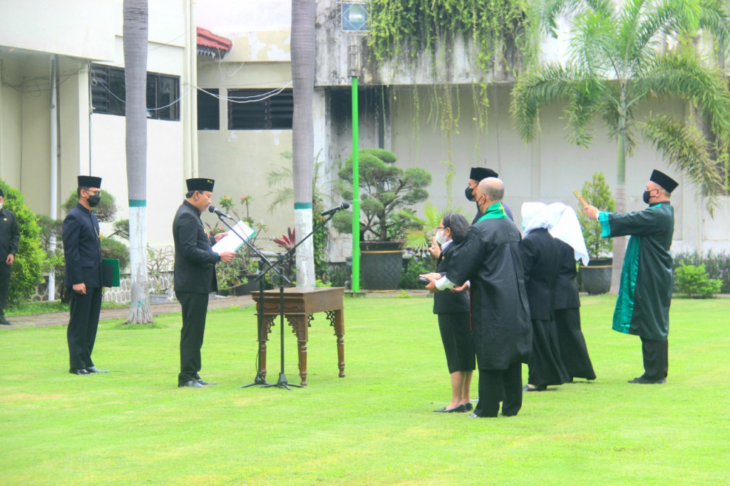 Bupati Irsyad Yusuf Lantik 308 Pejabat Fungsional Administrasi, Guru, Penilik dan Kasek