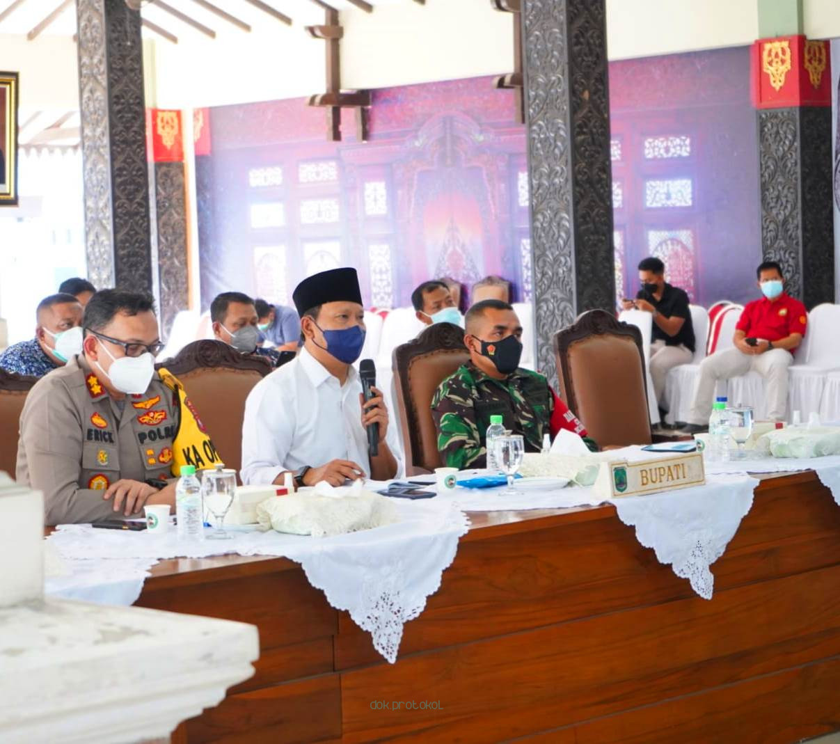 Paparan di Hadapan Menko Marves, Bupati Sampaikan Upaya Percepatan Vaksinasi Dosis Kedua  