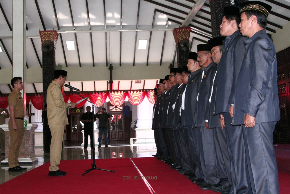 Bupati Irsyad Yusuf Kukuhkan Pengurus FKUB Kabupaten Pasuruan 