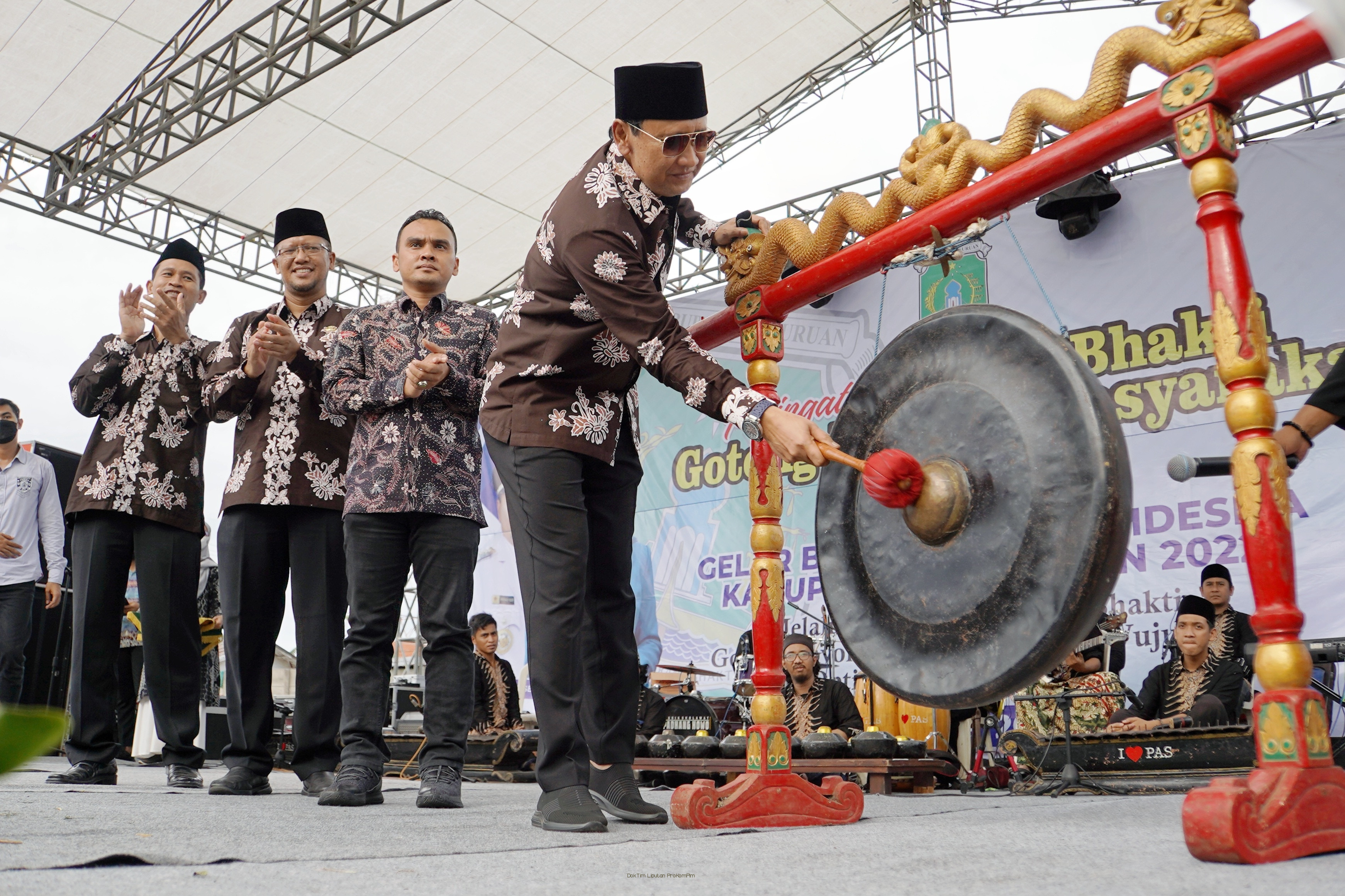 Gambar berita