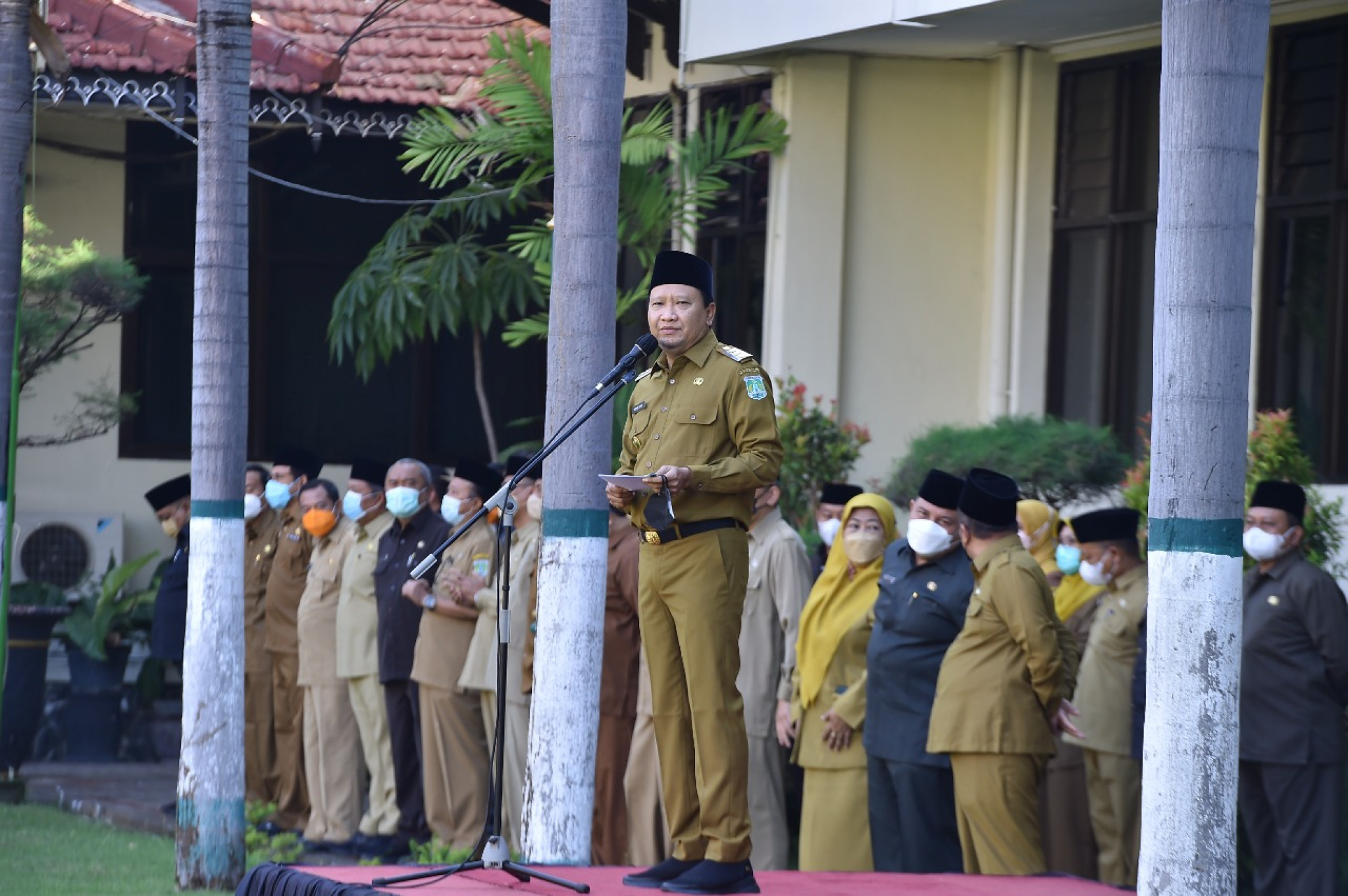 Sampul untuk Apel Pagi