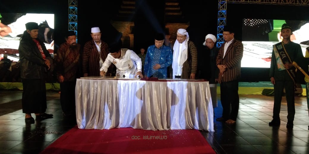 Gambar berita