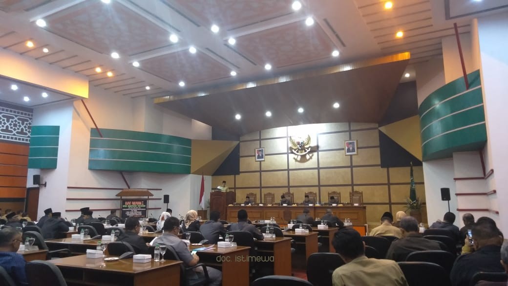 Gambar berita
