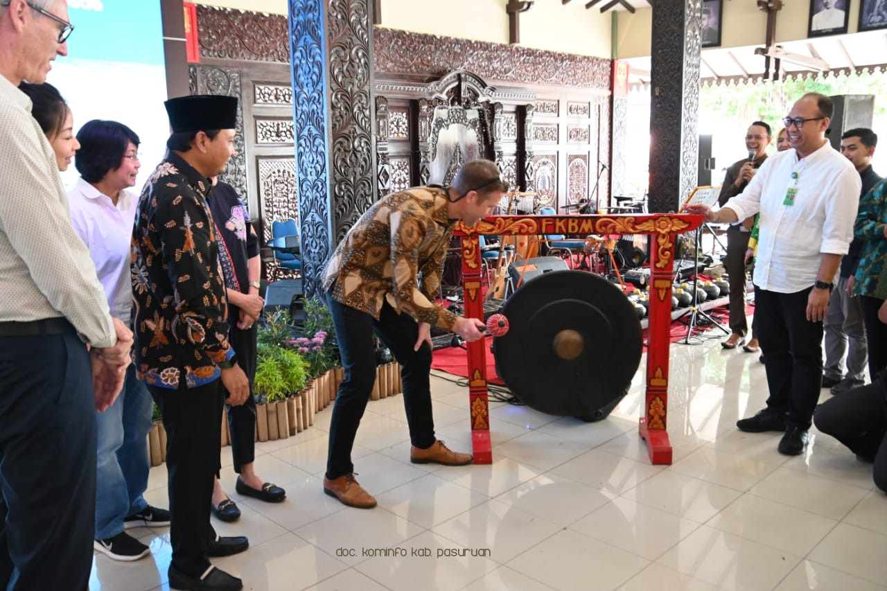 Gambar berita