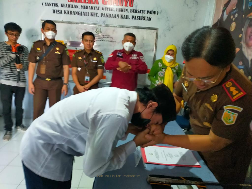 Gambar berita