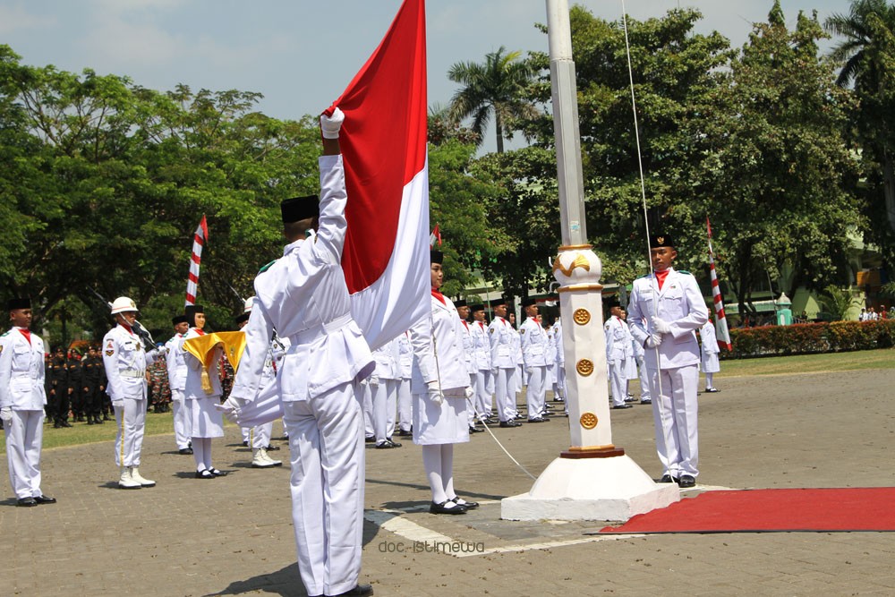 Gambar berita