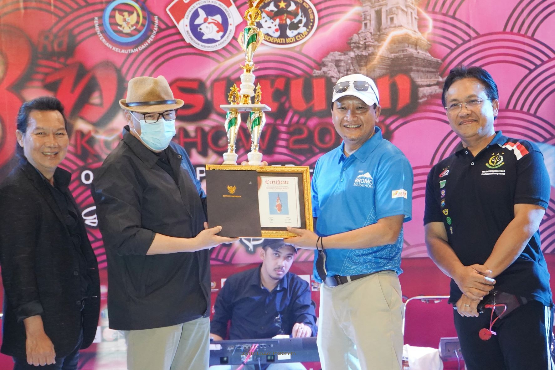 Gambar berita