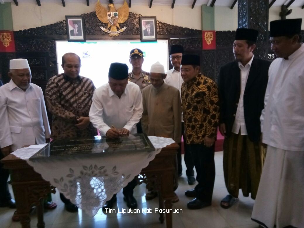 Gambar berita