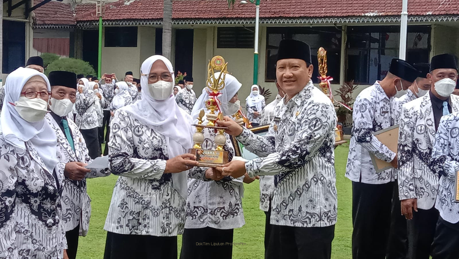 Gambar berita