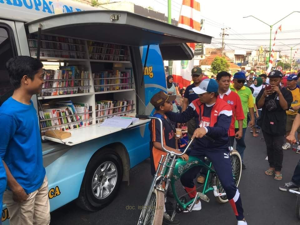 Tingkatkan Minat Baca Sampai Tingkatan RT, Usulkan 4 Motor Pintar 