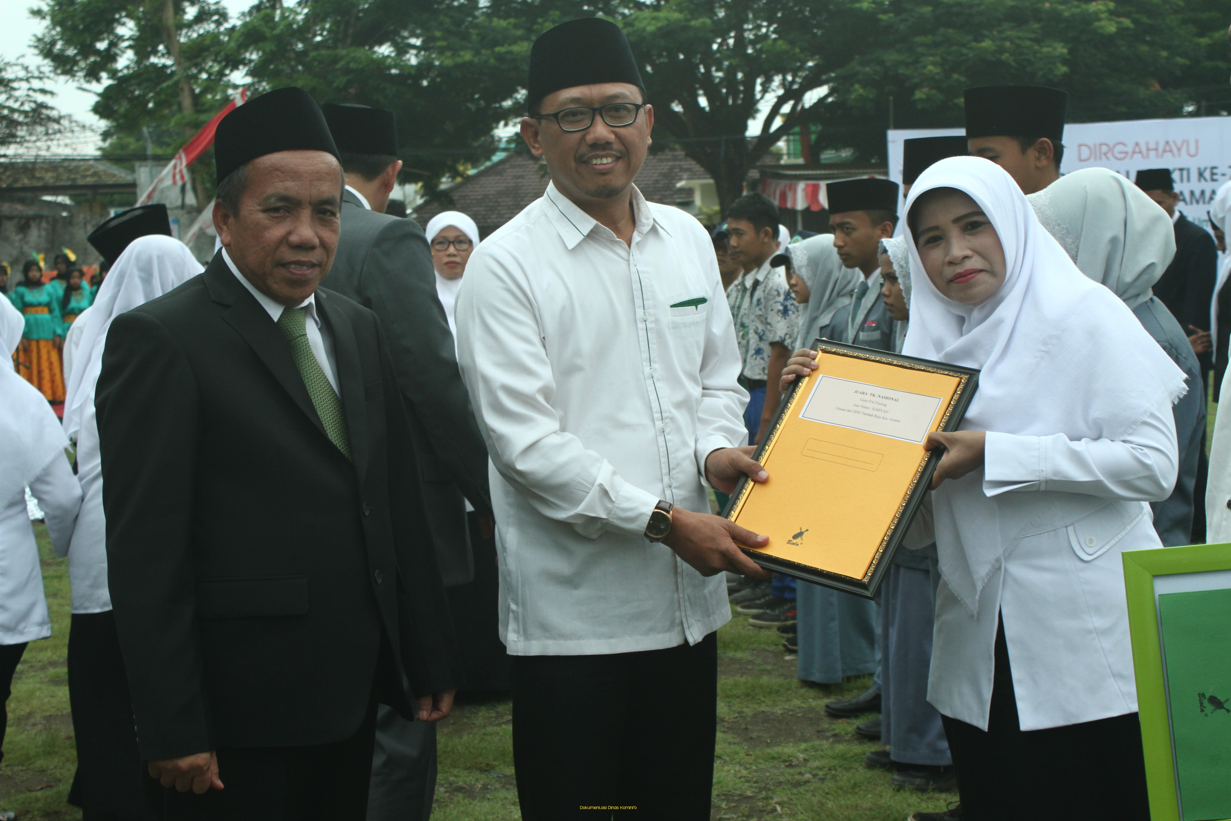 Gambar berita