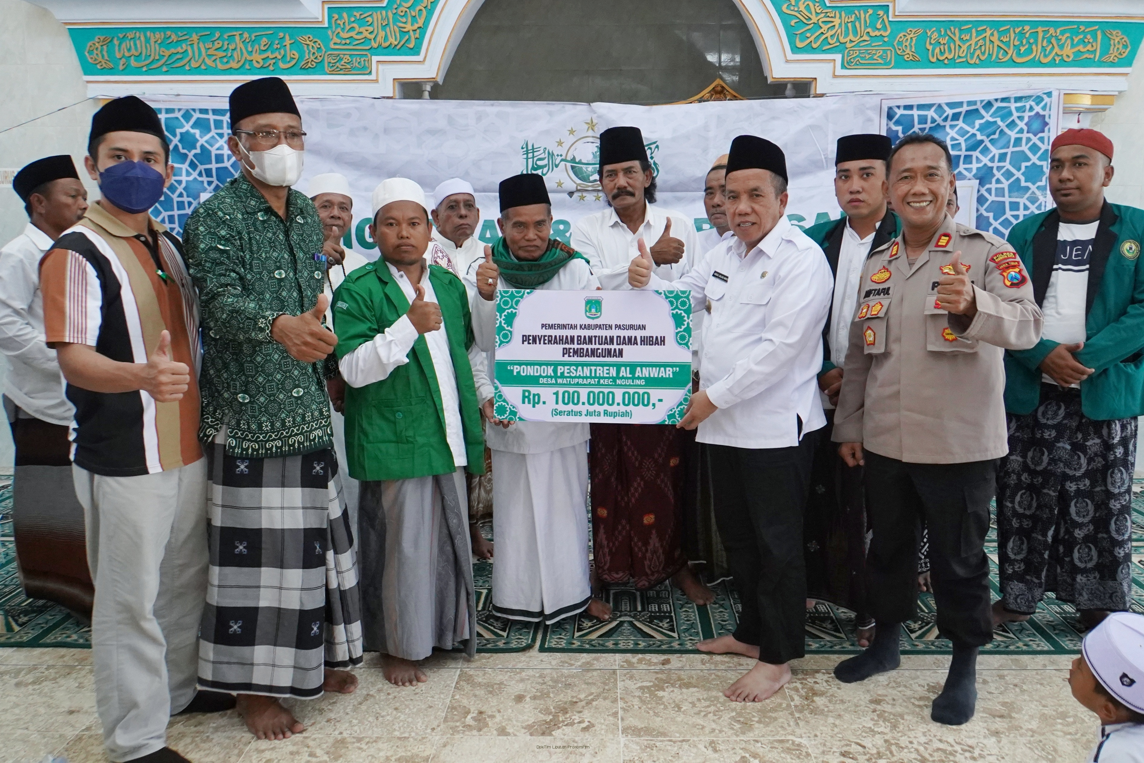 Gambar berita