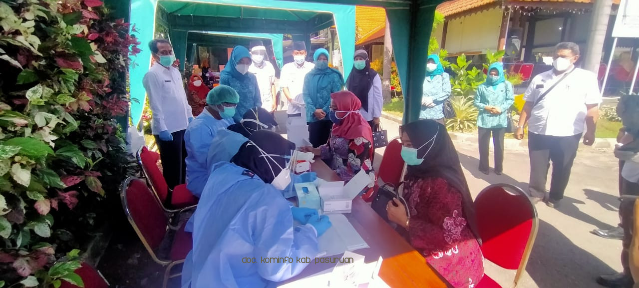 Deteksi Awal Covid-19, TP PKK Kabupaten Pasuruan Gelar Rapid Tes Massal  Khusus Ibu-Ibu