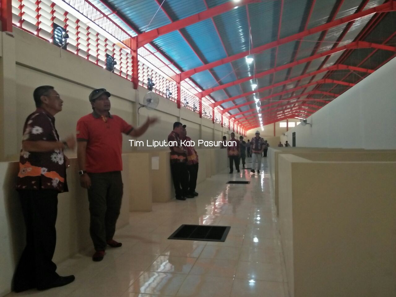 JUNI, PASAR GEMPOL BEROPERASI