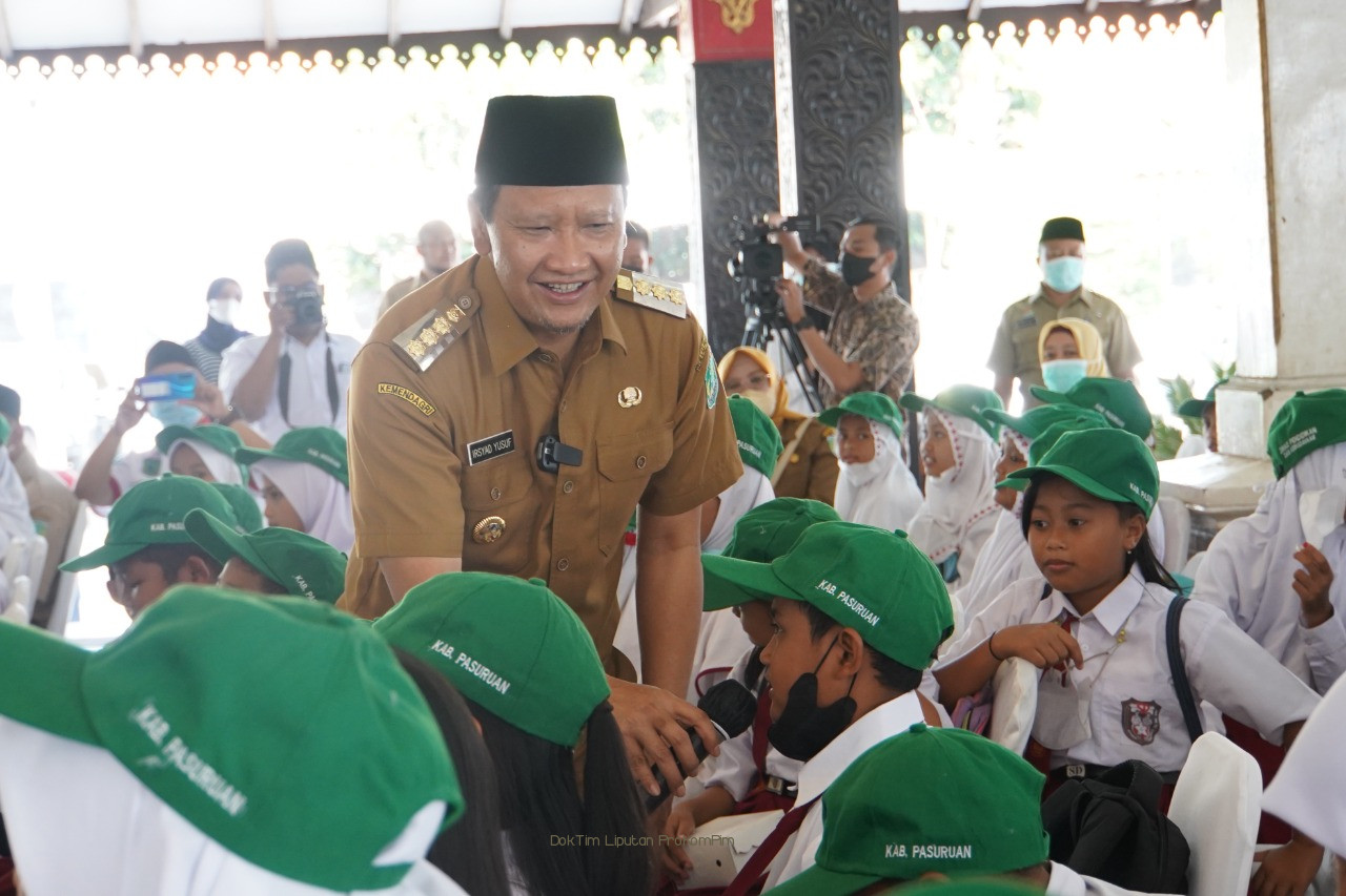 Berangkatkan Peserta Titian Harmoni, Kepala Daerah Ajak Siswa/Siswi SD Junjung Tinggi Toleransi Antar Umat Beragama 