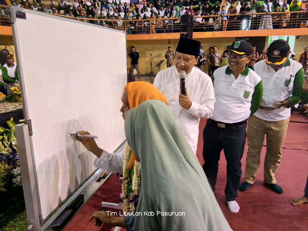 Kabupaten Pasuruan Bebas Buta Aksara, Bupati Irsyad Tantang Warga Belajar Calistung