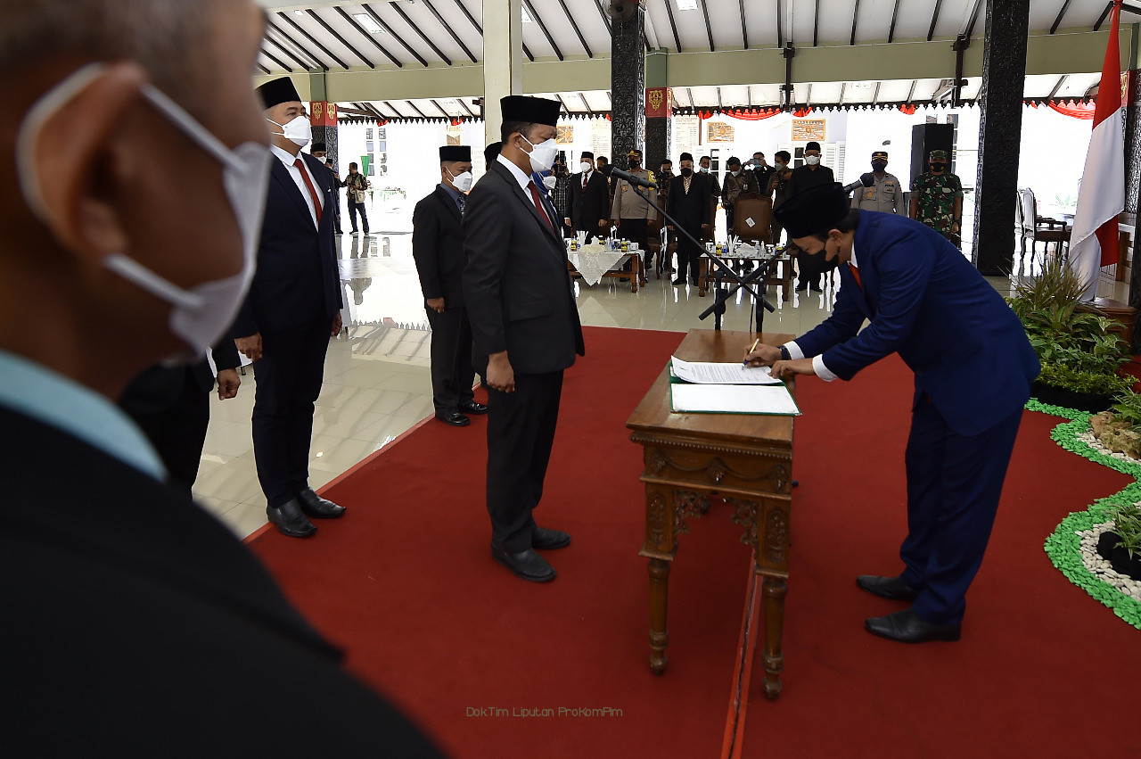 Gambar berita