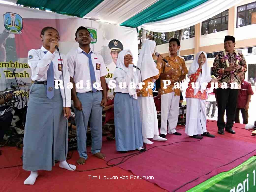 Deg-Degan, Bupati Irsyad dan Letkol Inf Didi Suryadi Tantang Siswa Hafalan Pancasila dan Lagu Perjuangan