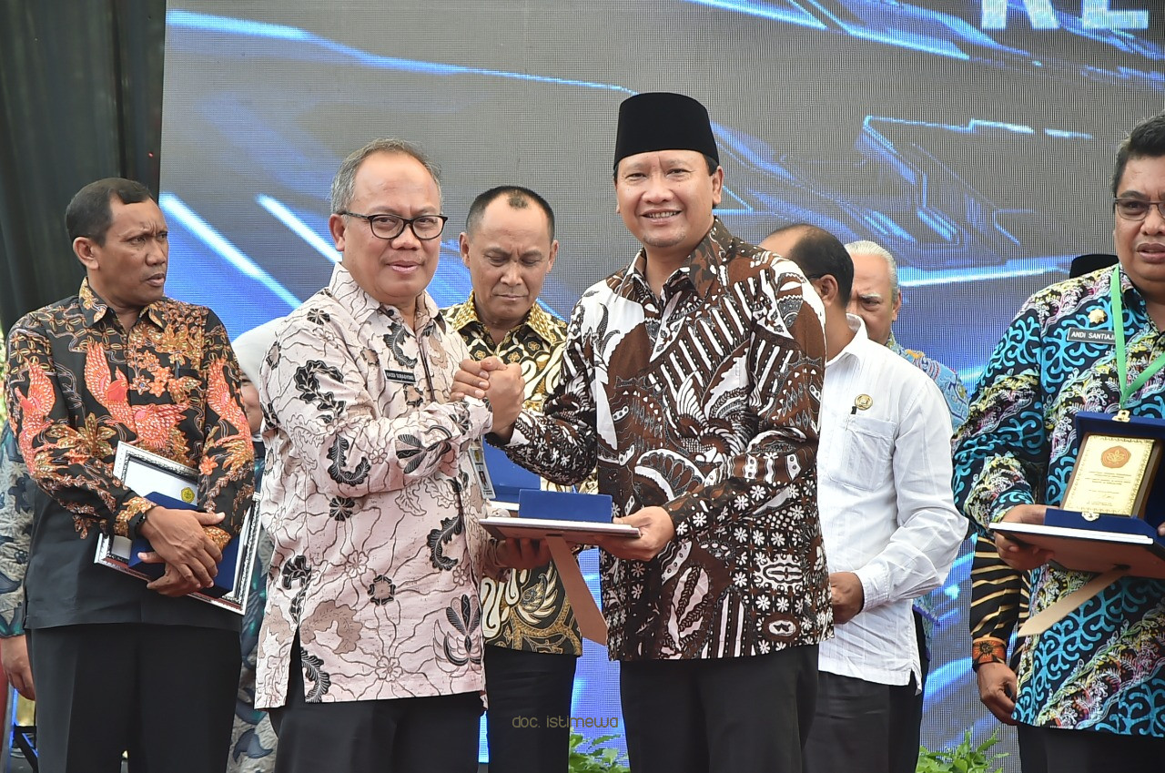Gambar berita