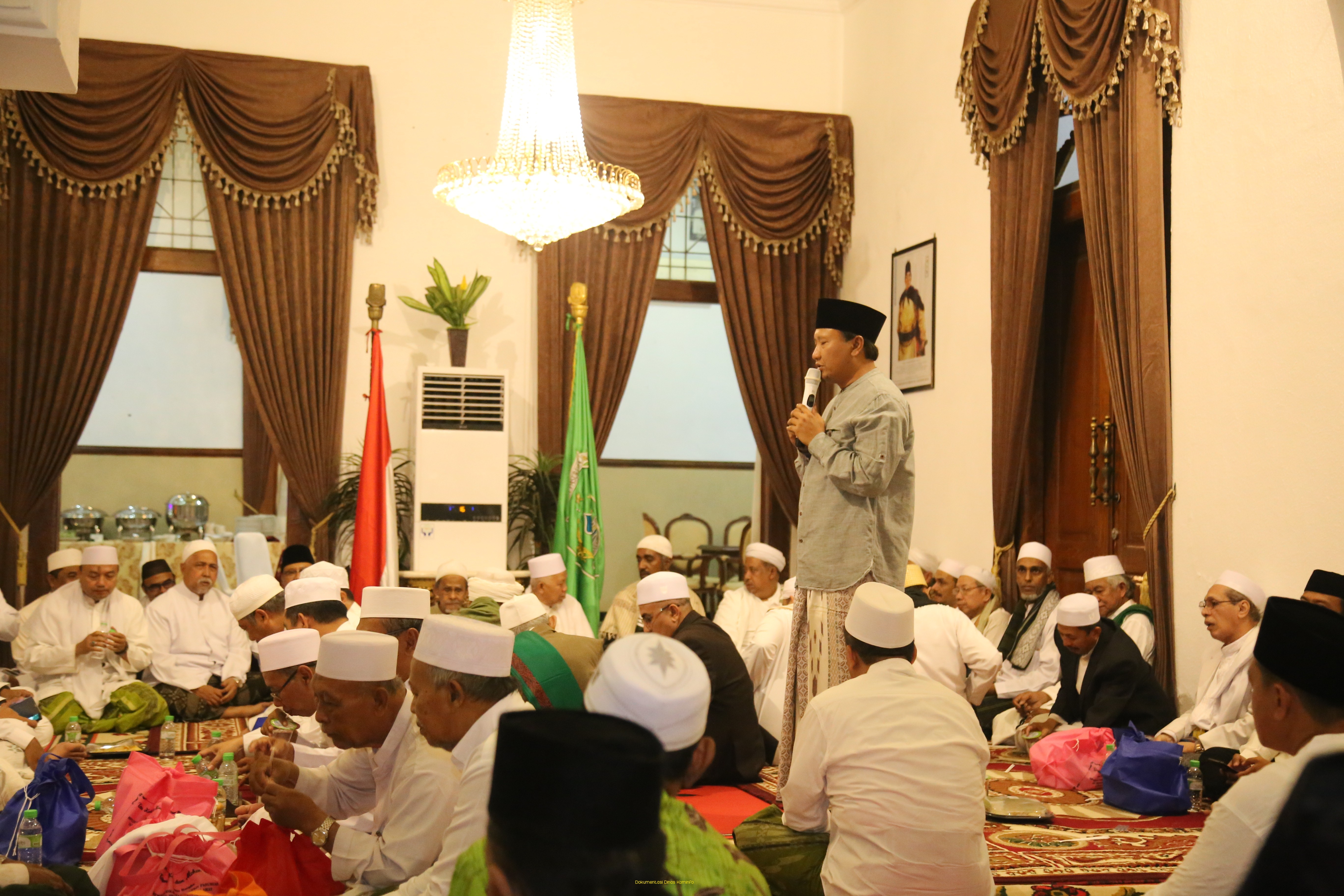 Gambar berita