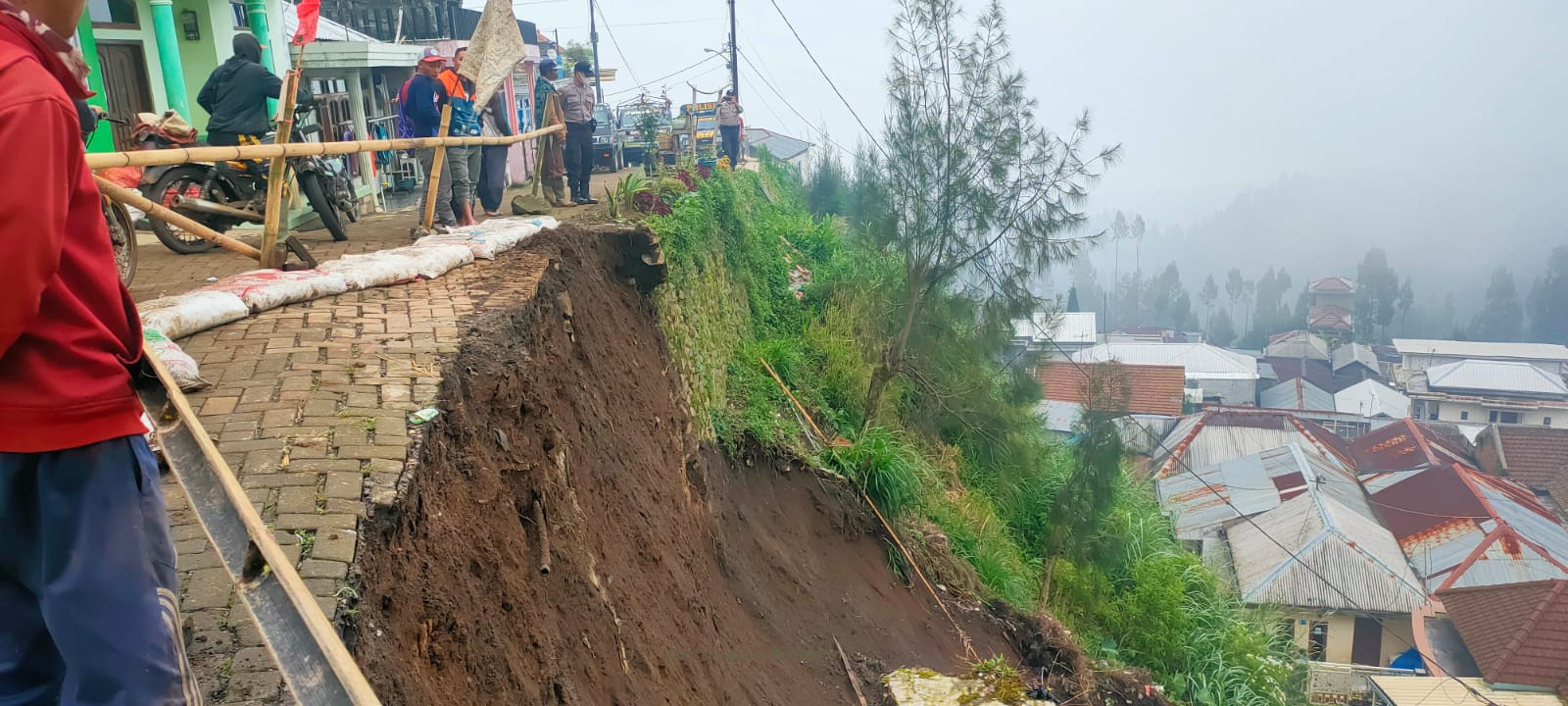 Longsor Kembali Terjadi di Tosari dan Gempol 