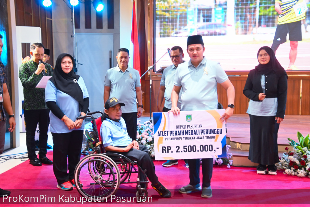 Bupati Rusdi Sampaikan Terimakasih dan Rasa Bangganya Atas Prestasi Atlet dan Pelatih Berprestasi Tahun 2025