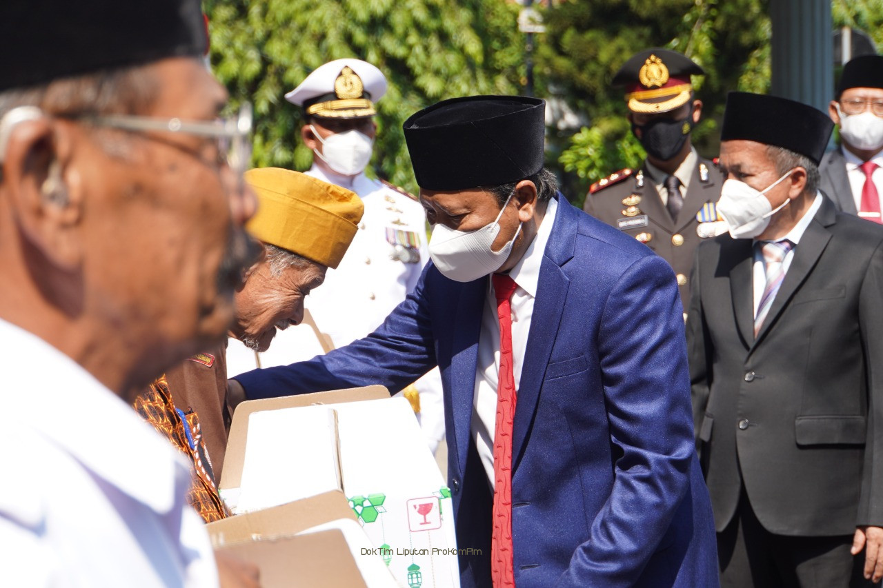     Peringatan Hari Pahlawan, Spirit Penggugah Semangat Persatuan Seluruh Elemen Bangsa Dalam Bantu Sesama 