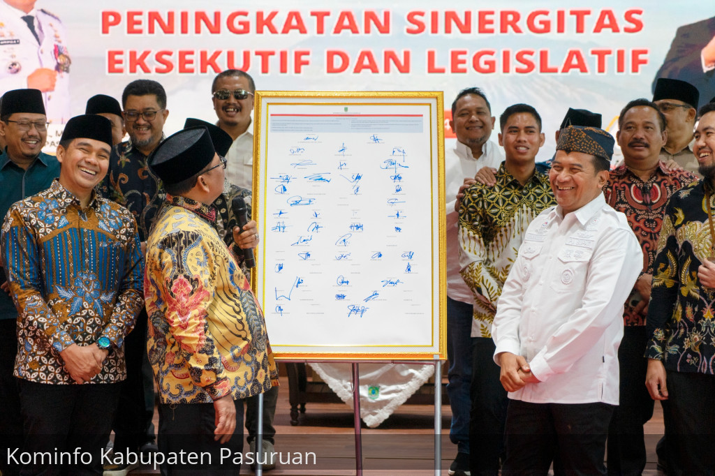 Pemkab dan DPRD Kabupaten Pasuruan Sepakat Perangi Segala Bentuk KKN