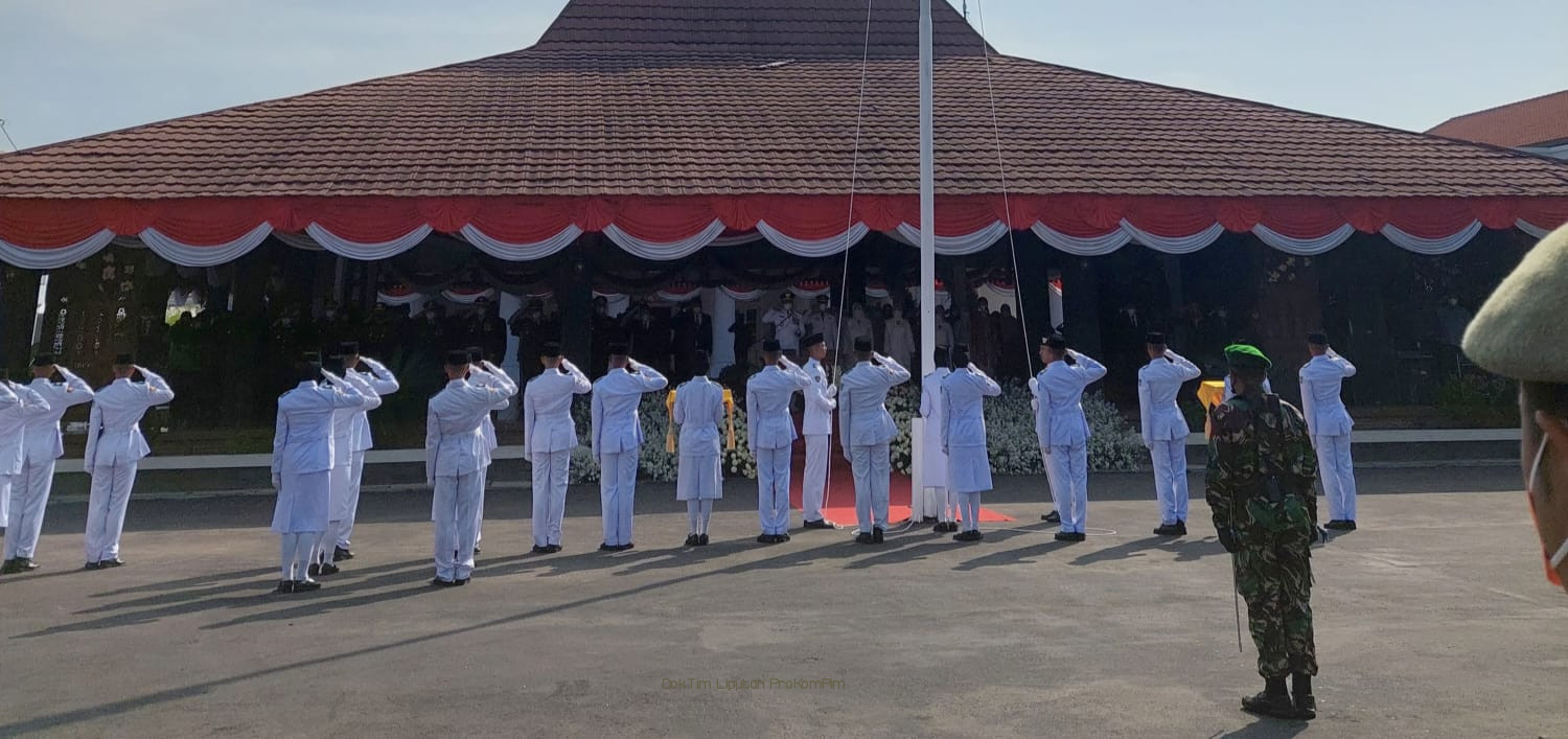 Peringati HUT Kemerdekaan RI ke 77, Pemkab Pasuruan Gelar Upacara Bendera 