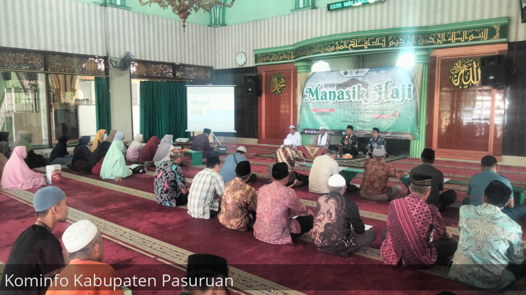 Ribuan Jamaah Kabupaten Pasuruan Ikuti Manasik Haji Kecamatan