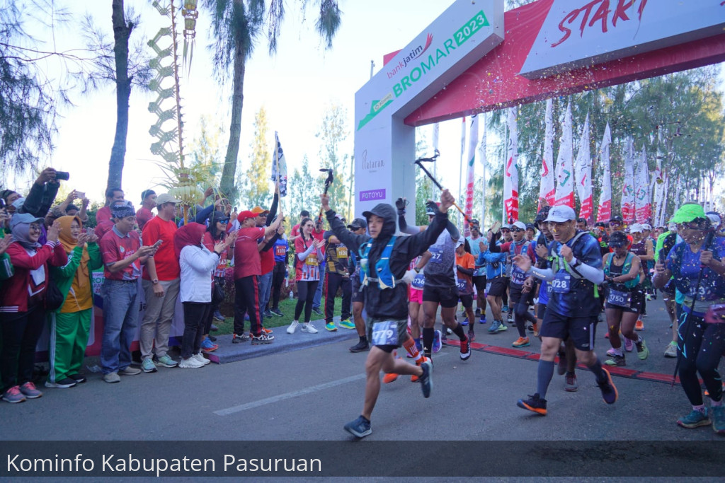Ribuan Runners Dari 23 Negara Taklukkan Pasuruan Bromo Marathon 2023