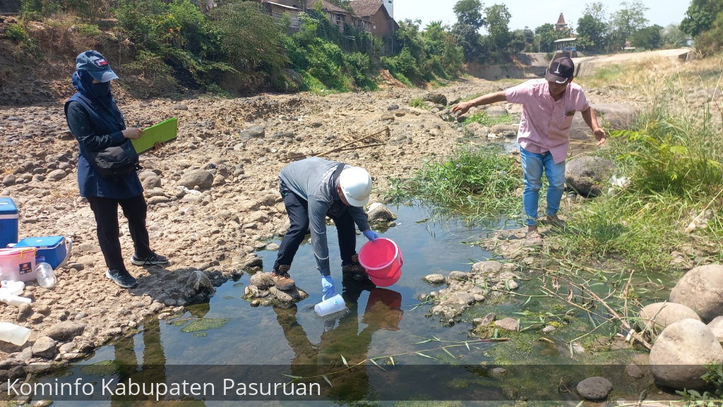 Dugaan Sungai Welang Tercemar dari Limbah Pabrik, Pj Bupati Andriyanto Meminta Warga Bersabar Sambil Menunggu Lab Keluar