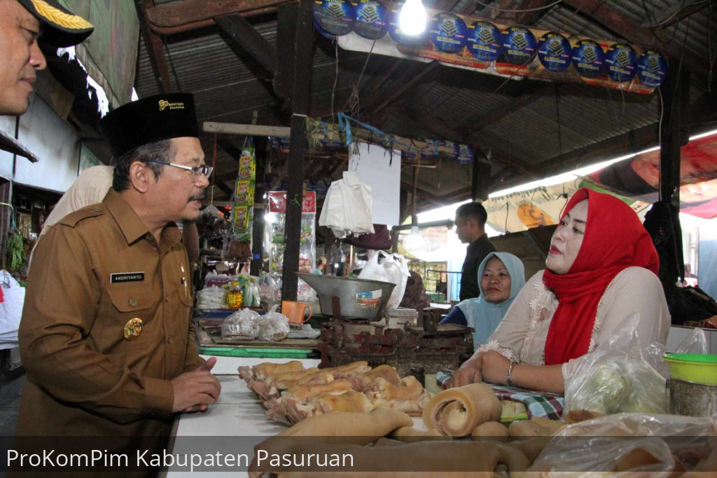 Pj. Bupati Andriyanto: Harga Bahan Pokok di Pasar Tradisional Selama Ramadhan 1445 H Terpantau Wajar