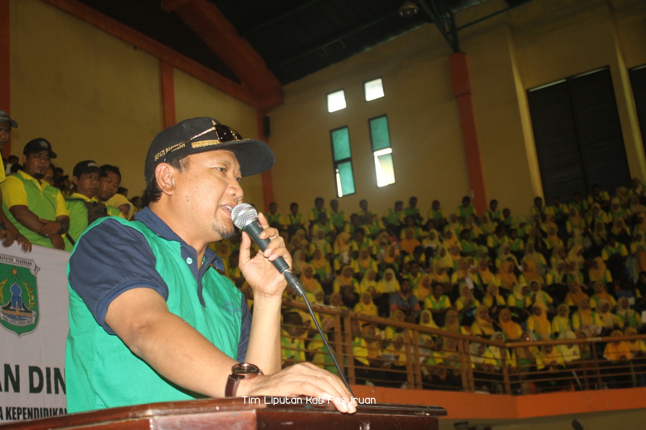 Sumringah, 3700 Guru Sokwan dan K2 Kabupaten Pasuruan Terima Insentif 