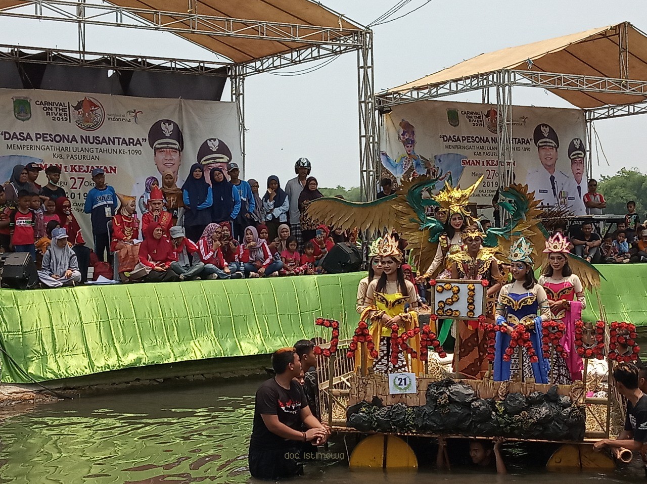 10 Tahun Carnival On The River. Berharap Dijadikan Agenda Pariwisata Tahunan