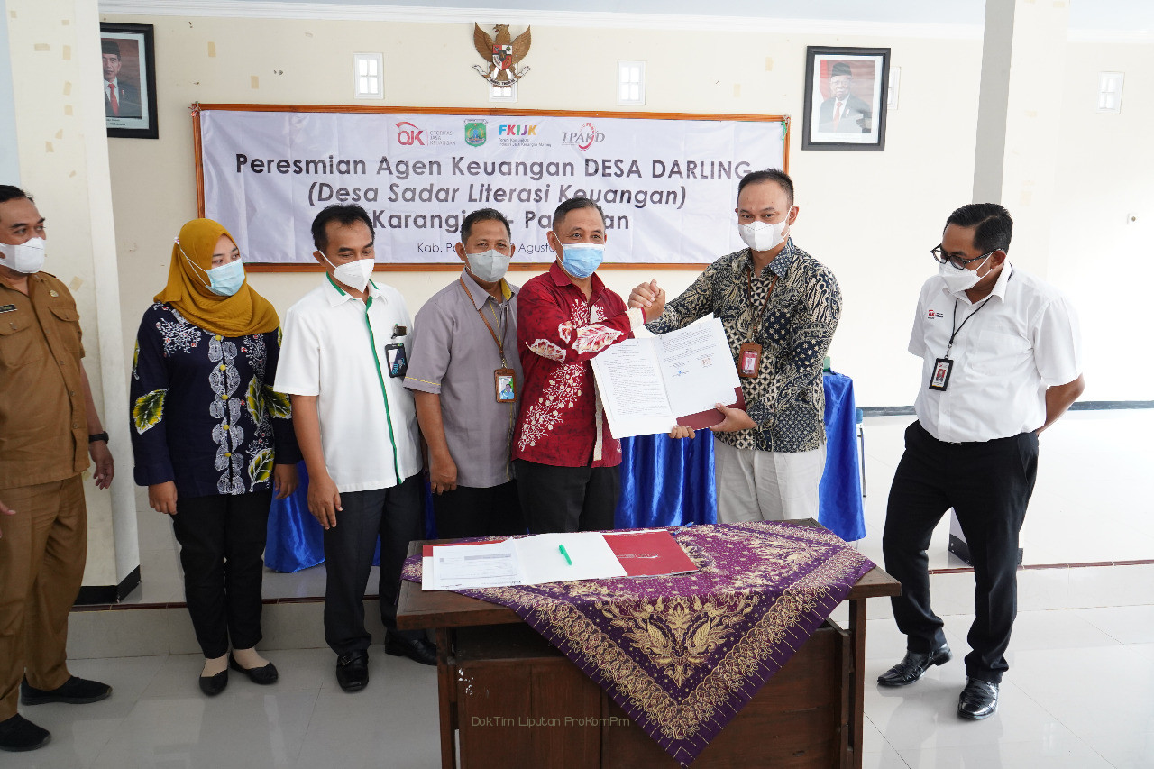 OJK Resmikan Agen Keuangan Desa Darling di Kabupaten Pasuruan