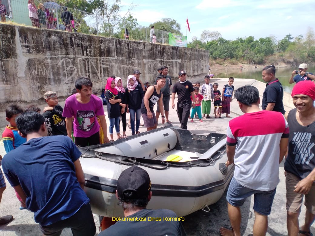 Tingkatkan Kewaspadaan Bencana Banjir, Warga Desa Klampisrejo Serius Ikuti Pelatihan Tanggap Bencana 