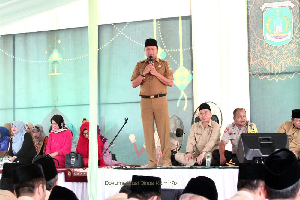 Hari Pertama Masuk Kerja, Bupati Irsyad Yusuf Berhalal-Bihalal dengan Seluruh Karyawan