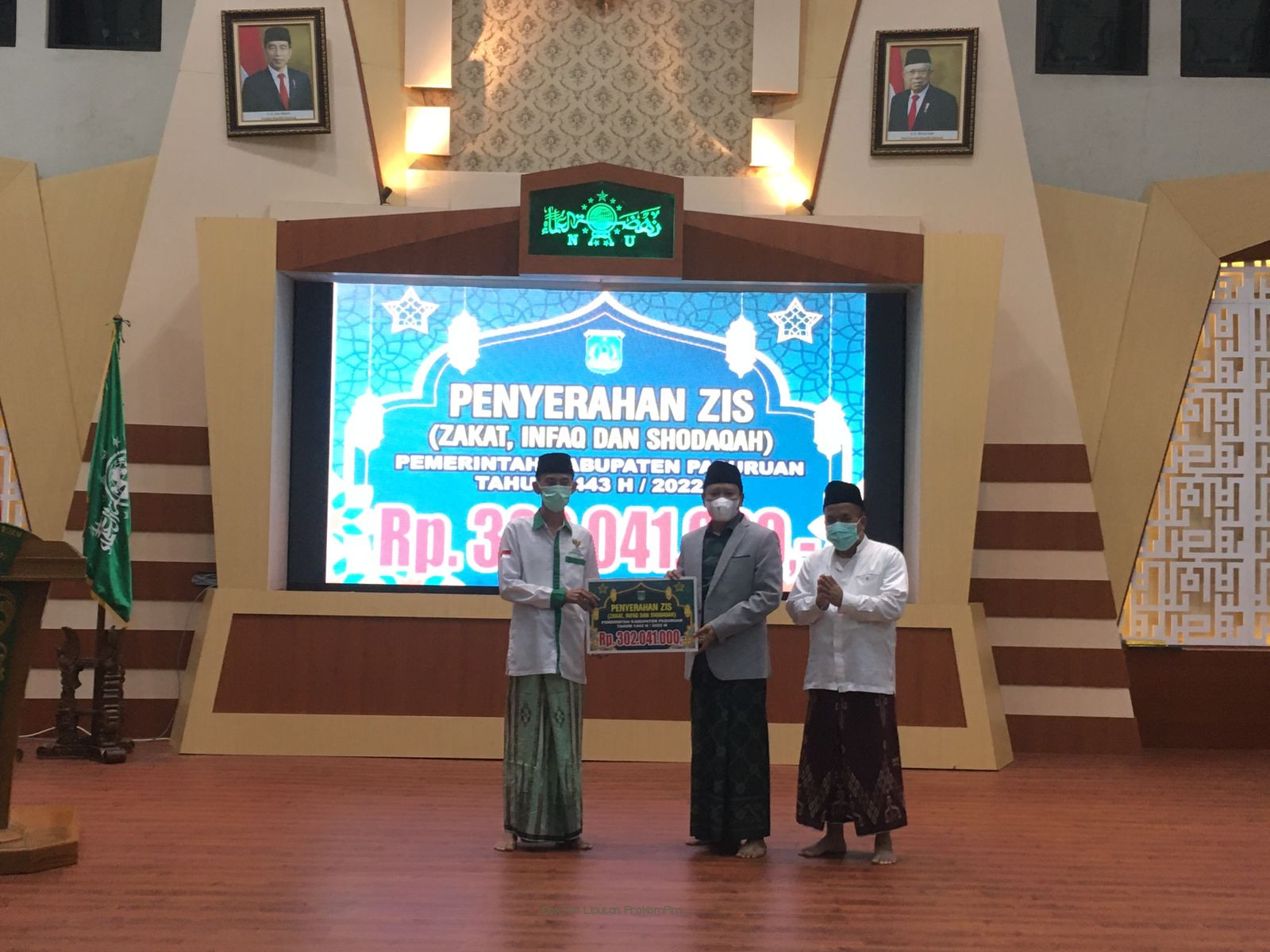Bupati Irsyad Yusuf Serahkan Zakat, Infaq dan Shodaqoh ASN Pemkab Pasuruan 