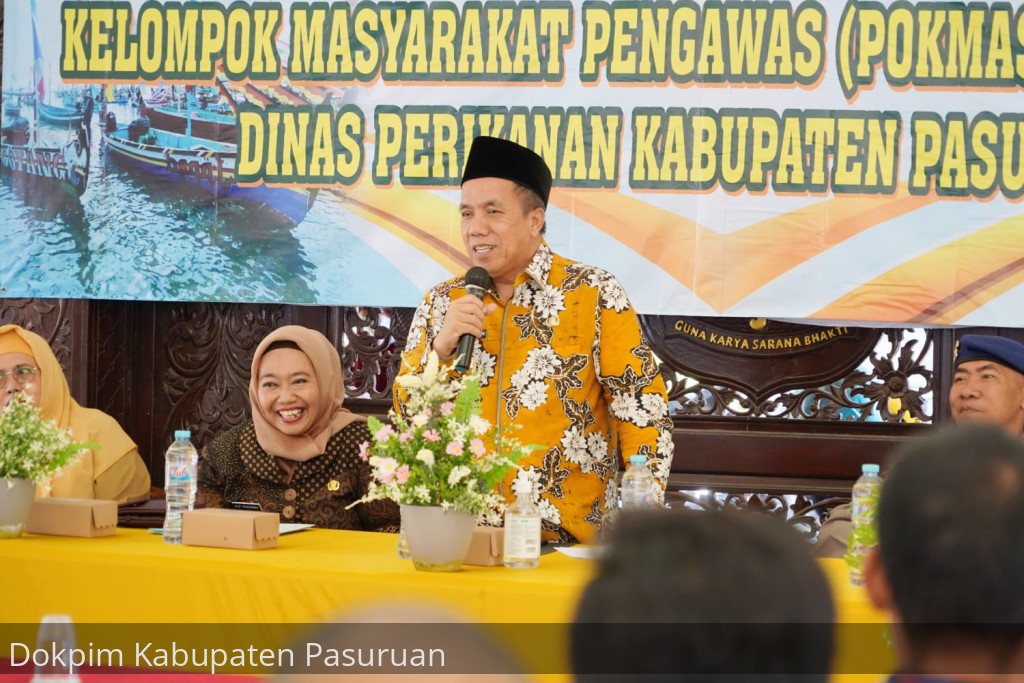 Wabup Mujib Imron Minta Nelayan Tak Tangkap Ikan Dengan Alat Yang Dilarang