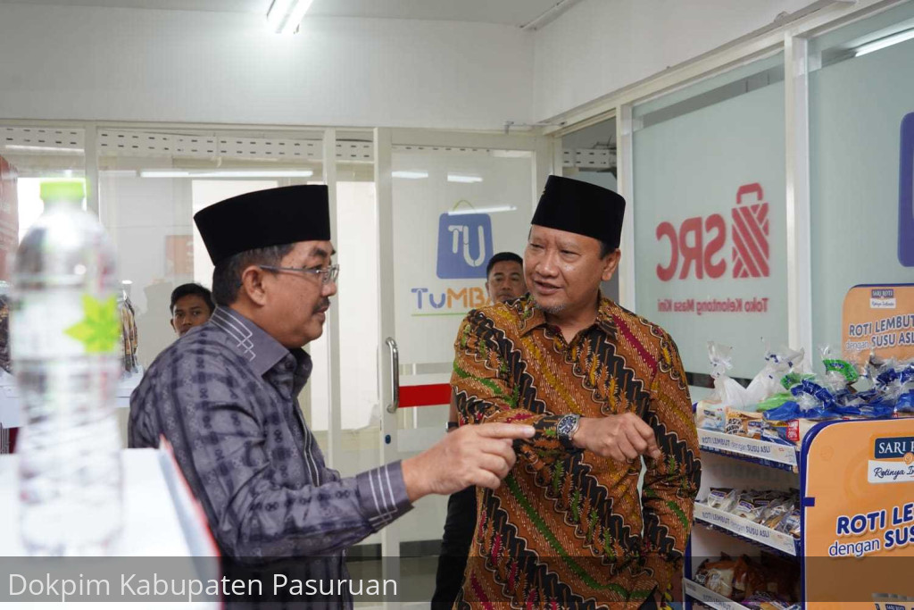 Tertarik Dengan Pengembangan Ekonomi Kreatif Kabupaten Pasuruan, Bupati Tanjung Jabung Barat Visitasi Bupati Irsyad Di Gedung Maslahat