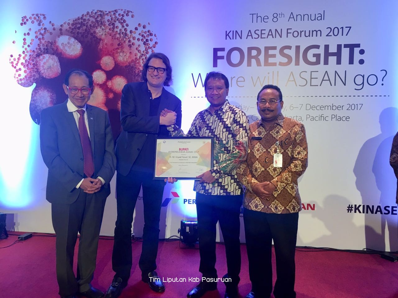 Sukses Tingkatkan Investasi Secara Besar-Besaran, Bupati Irsyad Yusuf Dinobatkan Sebagai Bupati Enterpreneur 2017