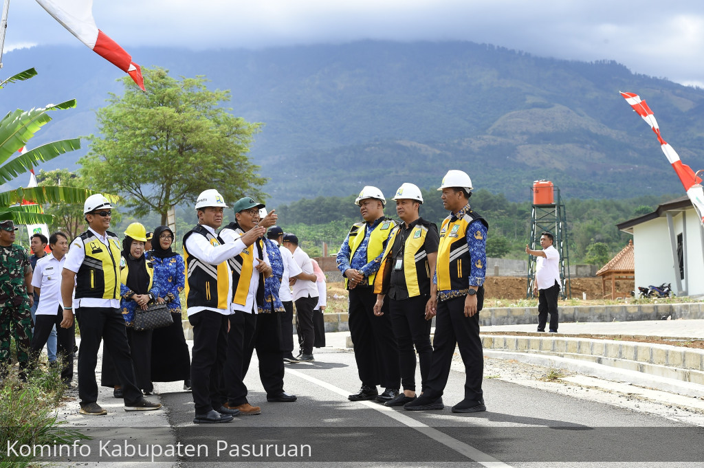 3 Ruas Jalan Menuju Arjuna Agro Techno Park Mulus. Cocok Untuk Track Cyclist/Goweser