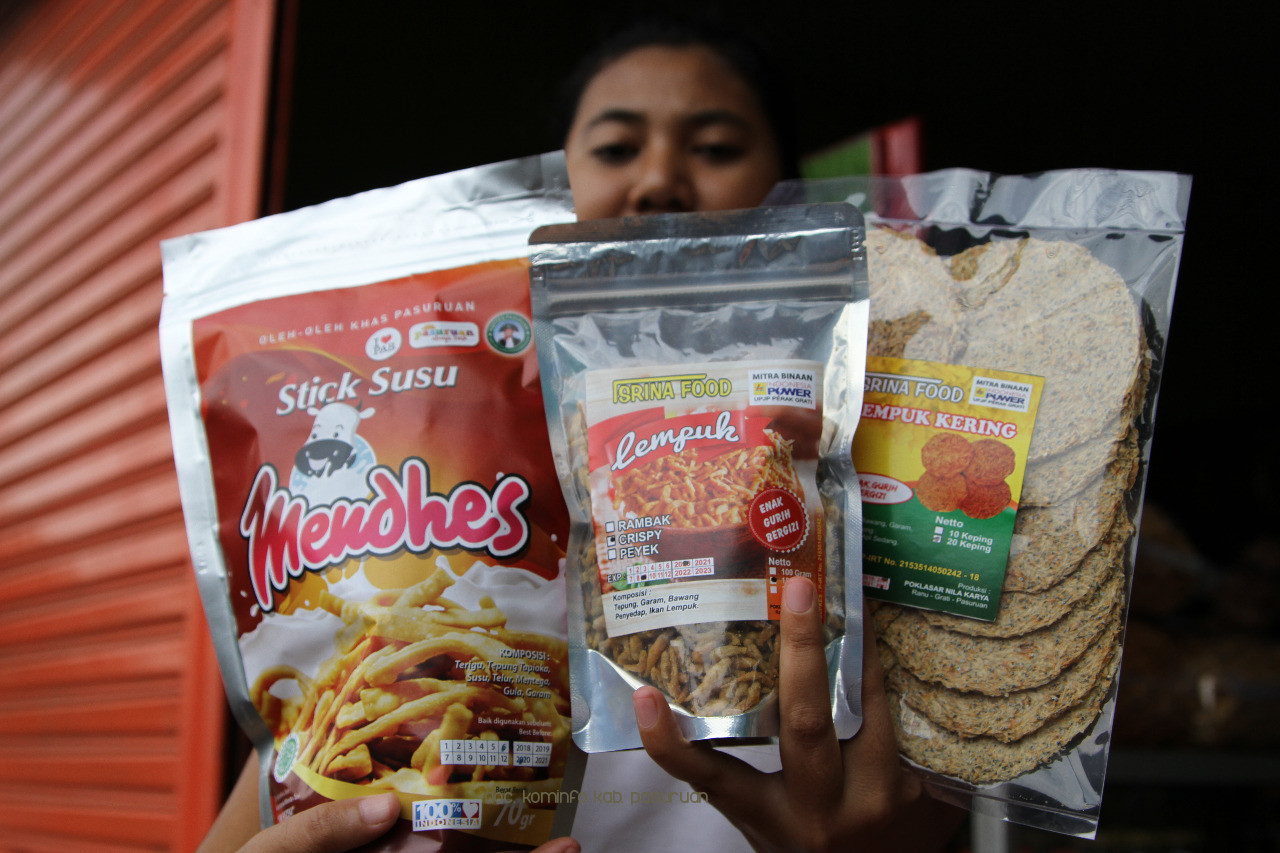 Intip Produksi Makanan Olahan Berbahan Dasar Ikan Lempuk