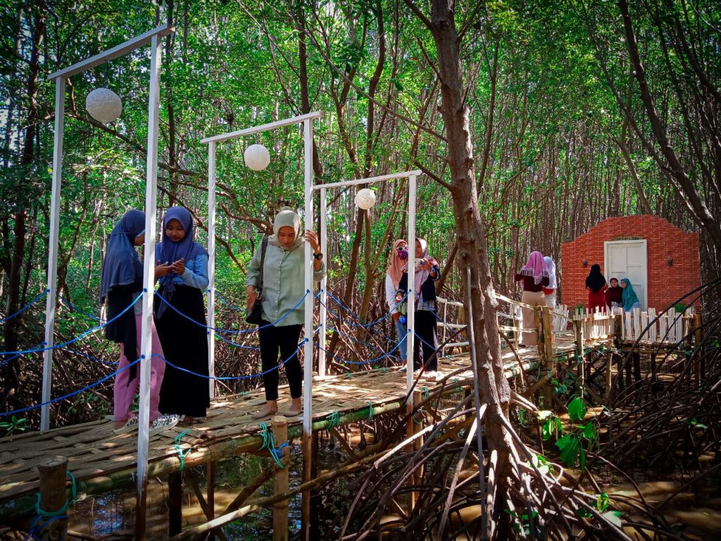 Bupati Irsyad Yusuf Dorong Pemerintah Desa Optimalkan Potensi Wisata Unggulannya