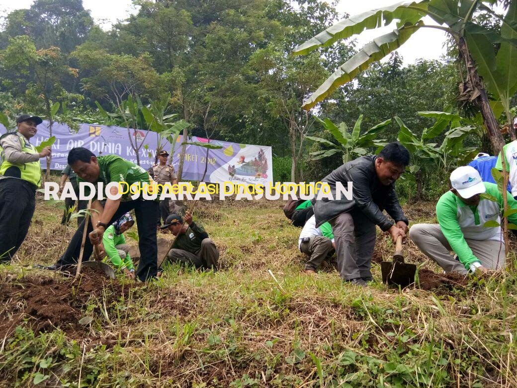 Hari Air Dunia ke XXVI, Tanam 1000 Bibit Penghijauan 